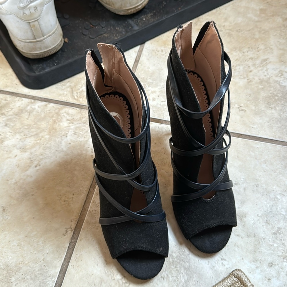 Open toe heels